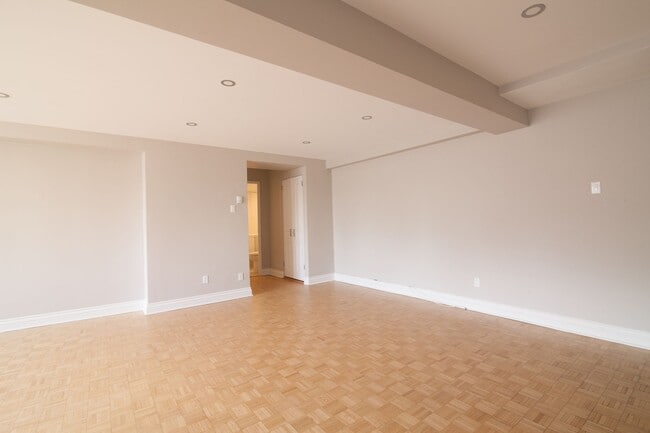 Photo du bâtiment - 3421 Rue Drummond