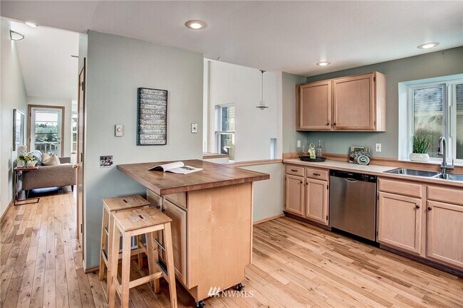 Foto del edificio - 8513 8th Ave NW