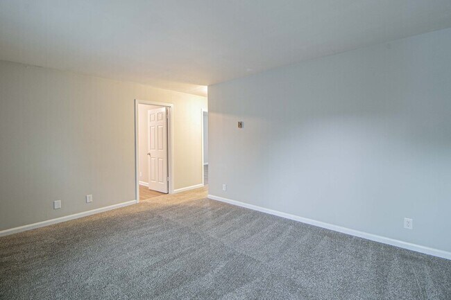 Foto del edificio - 1436-D McCan Drive
