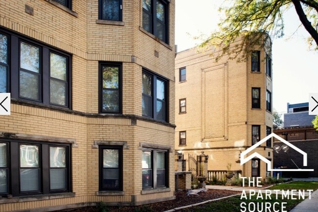 Photo - 3819 N Greenview Ave Apartment