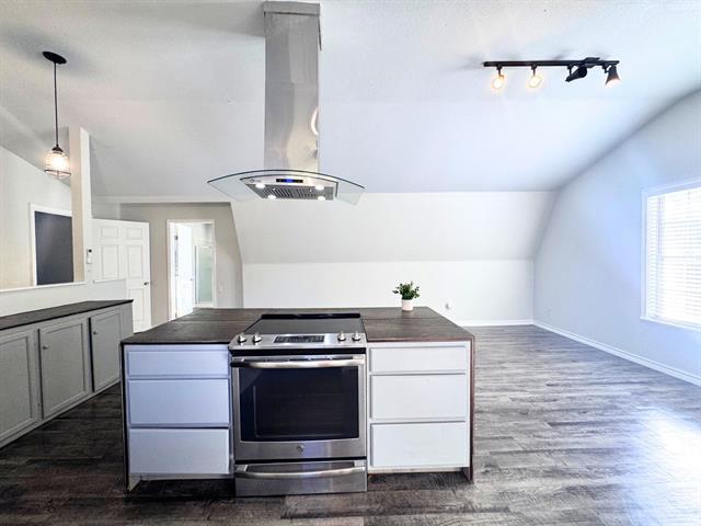 Foto del edificio - 2913 Hunter St