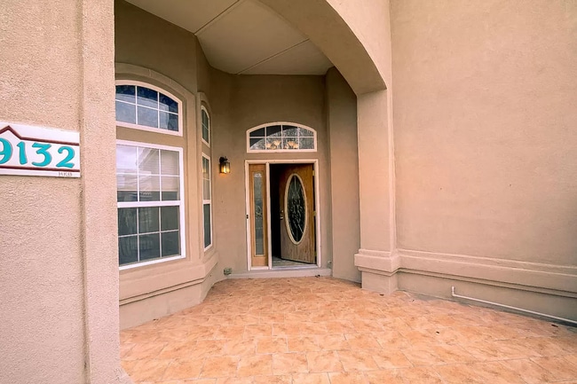 Building Photo - 9132 Autumn Rose Dr NE