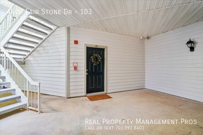 Building Photo - 4409 Fair Stone Dr