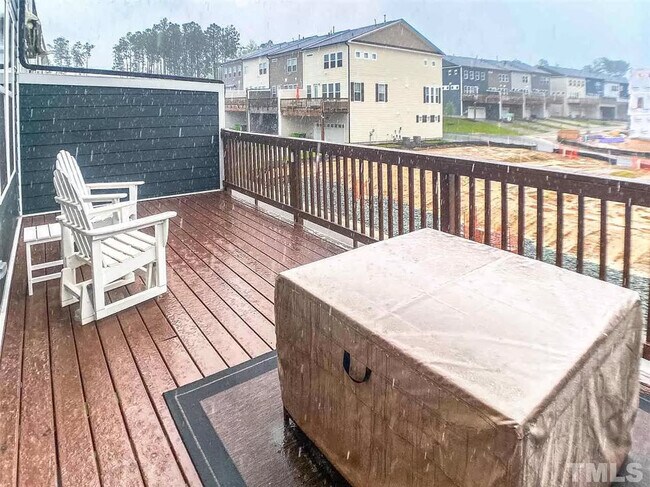 Amplia terraza - 1657 Wimberly Rd