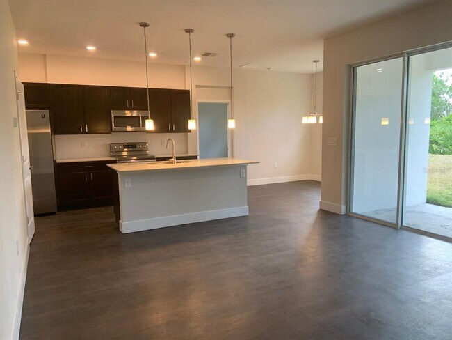 Foto del edificio - 7 Pine Crest Ln