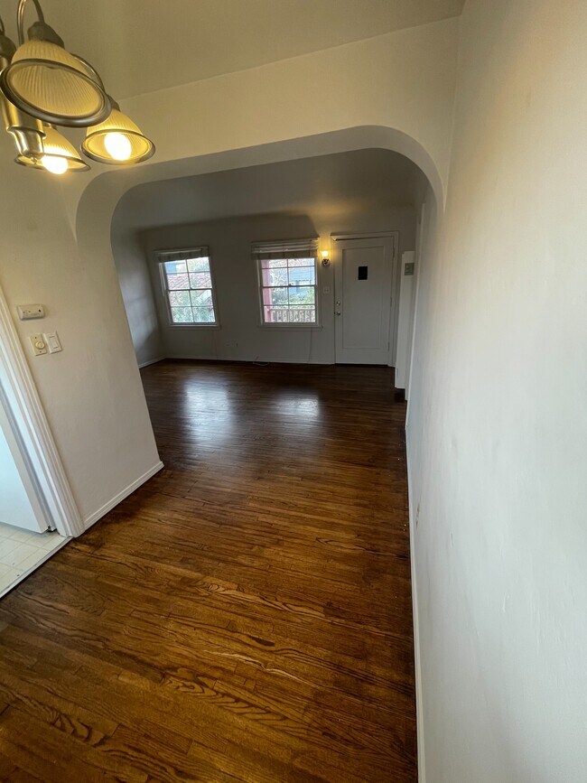 Foto del edificio - 2216 D St