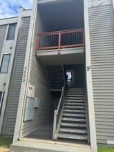 Building Photo - 4650 Reka Dr