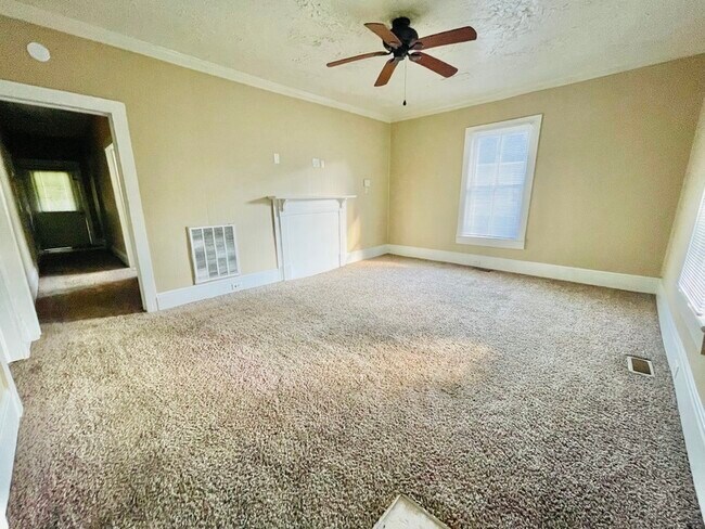 Foto del edificio - 861 Old Charlotte Rd SW