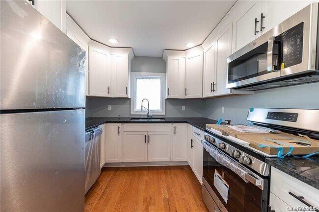 Foto del edificio - 237 W Market St