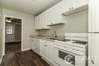 Building Photo - 1992 Woodland Hills Ave NW