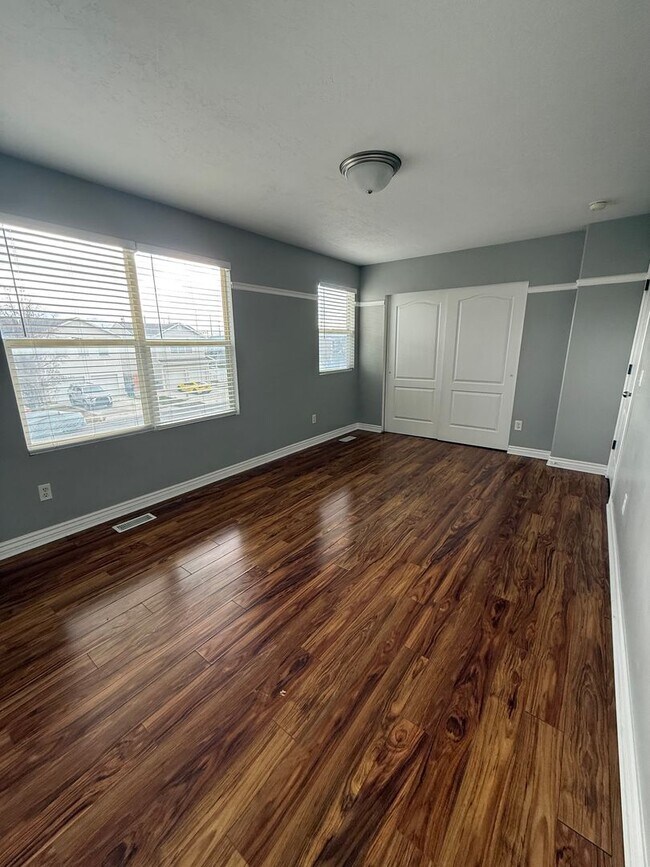 Foto del edificio - Beautiful Single-Family Home for Rent in Springville!