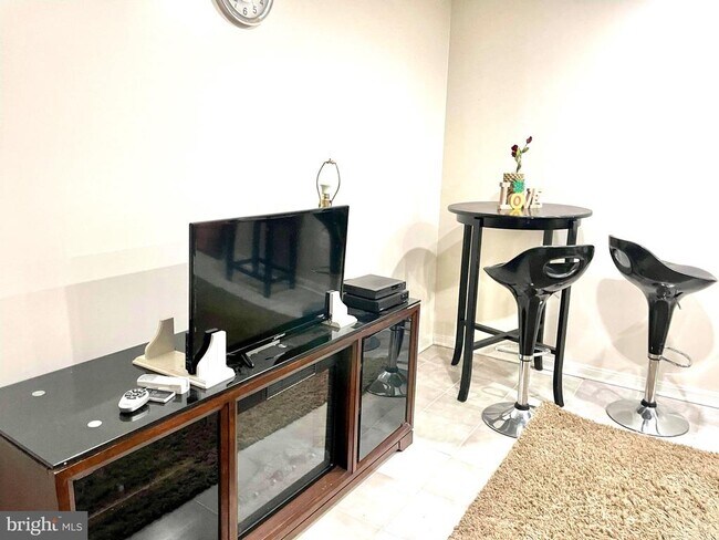 Foto del edificio - 6471 Osprey Ct