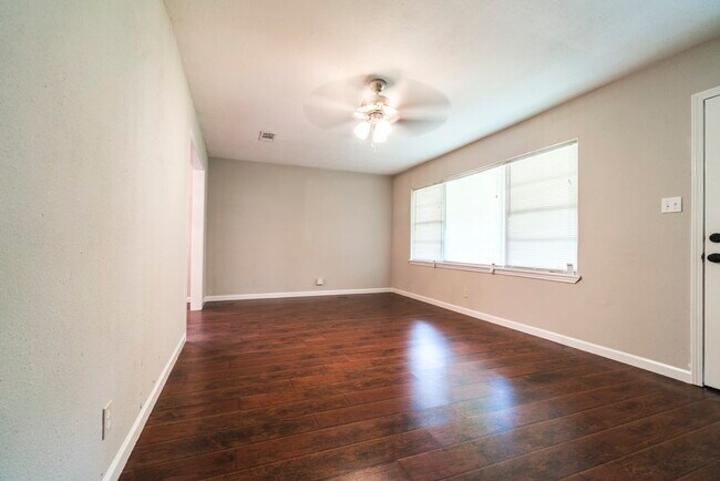 Foto del edificio - 1510 Greenbriar Ave