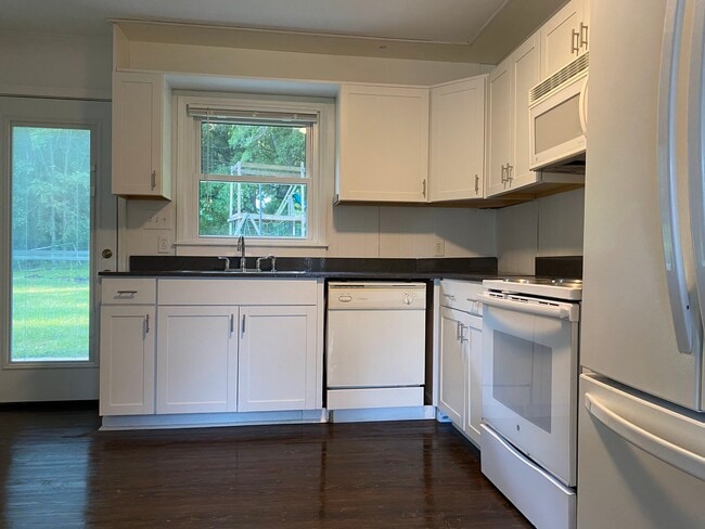 Kitchen - 421 Faucette Mill Rd.
