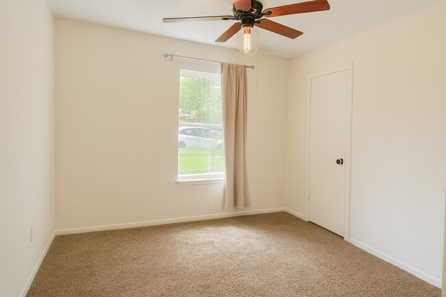 Building Photo - 20250 Smithfield Crossing Ln