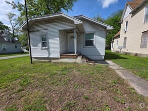 Building Photo - 1051 W Hamilton St