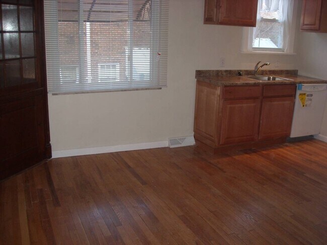 Kitchen - 4221 Post St