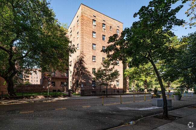 Building Photo - 7810 34th Ave