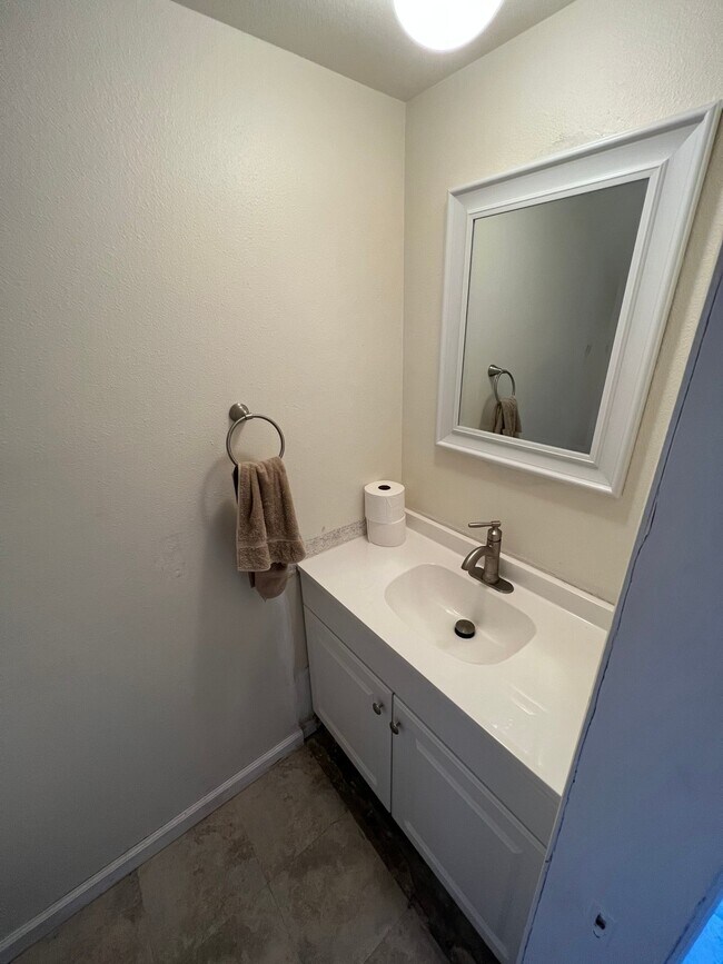 Foto del edificio - 2840 W 21st St