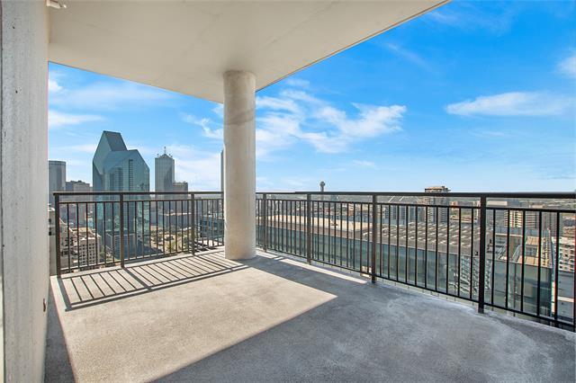 Foto del edificio - 2323 N Akard St