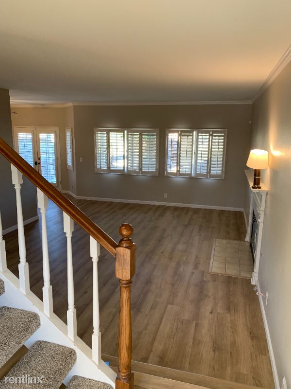 Building Photo - 3 br, 2.5 bath House - 28768 Raintree Ln