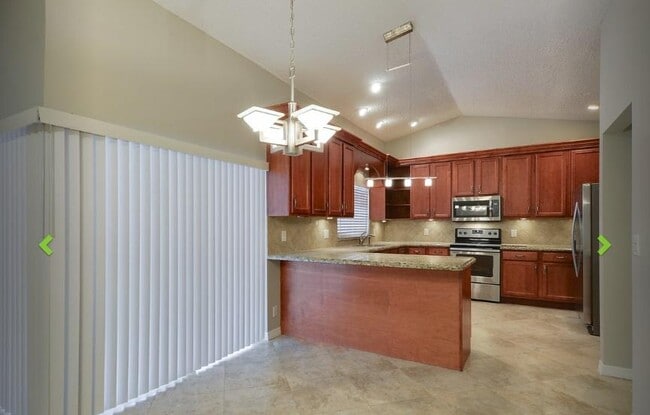 Building Photo - 9224 Edgemont Ln