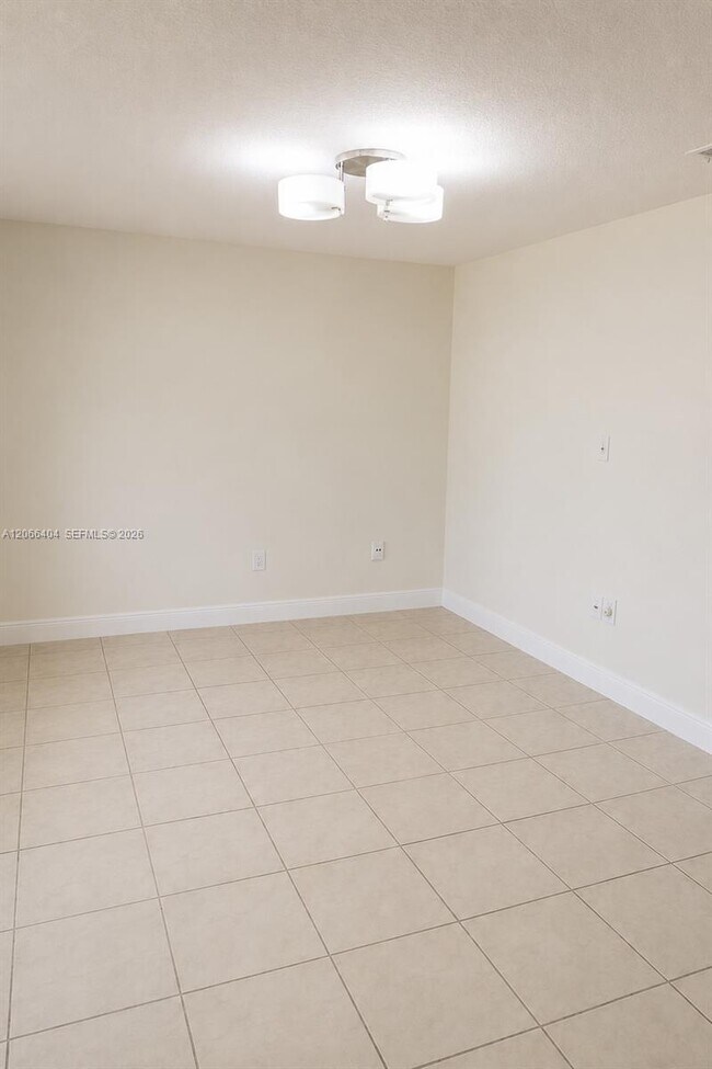 Foto del edificio - 3659 SW 99th Ave
