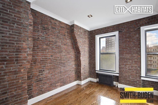 Building Photo - 601 Hudson St