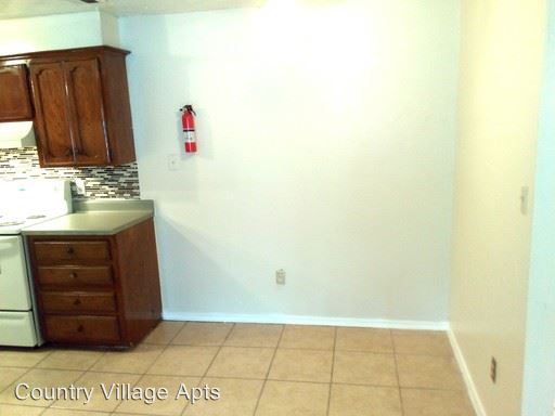 Building Photo - 301 Hal Muldrow Dr