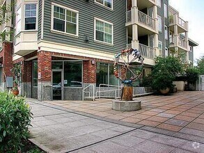 Building Photo - 2901 NE Blakeley St