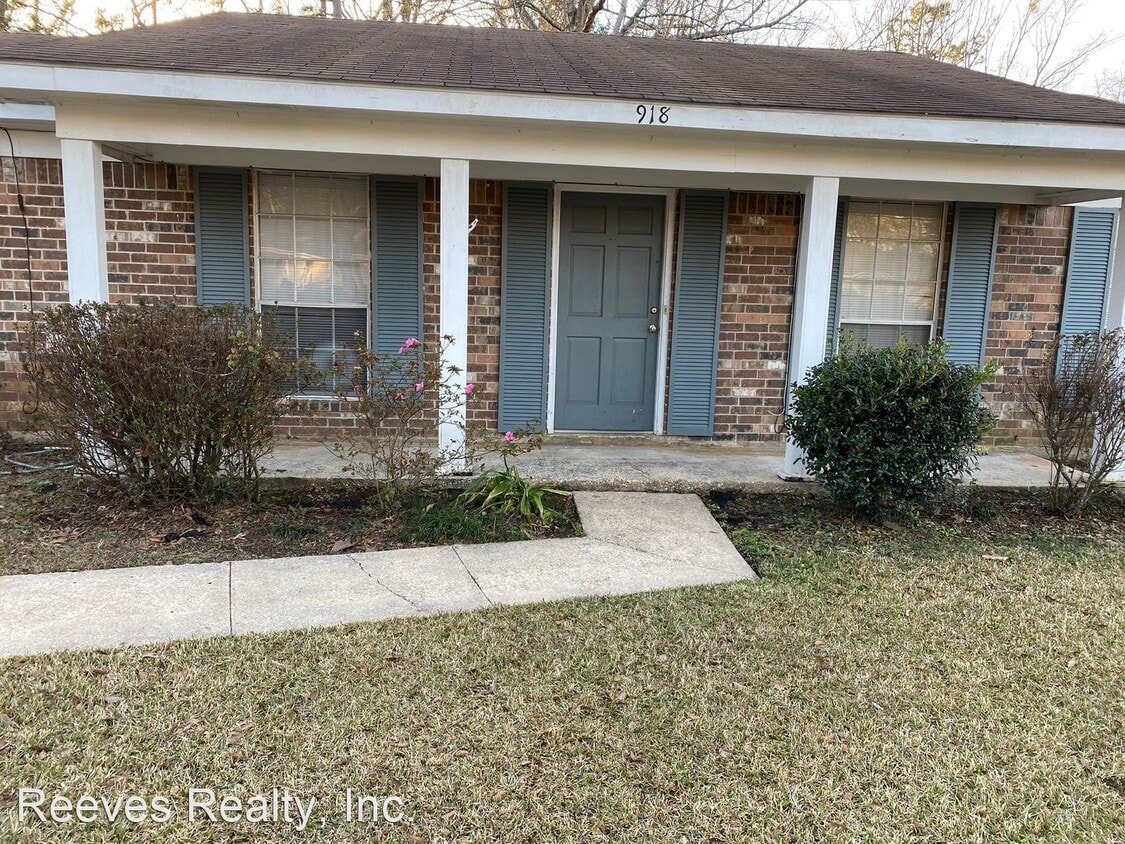 Primary Photo - 3 br, 2 bath House - 918 Abilene Drive