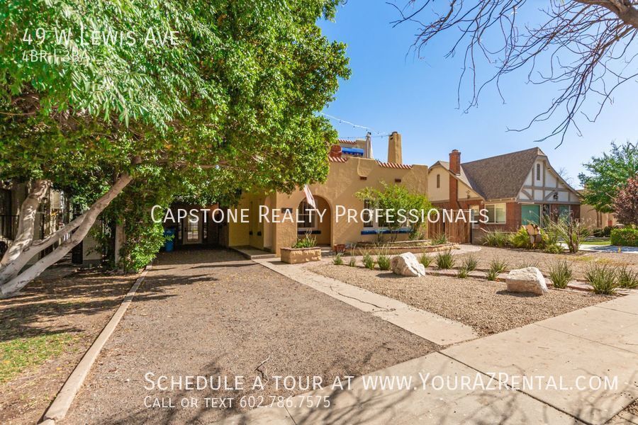 Foto principal - 3/2 Main House with a 1/1 Casita and a Poo...