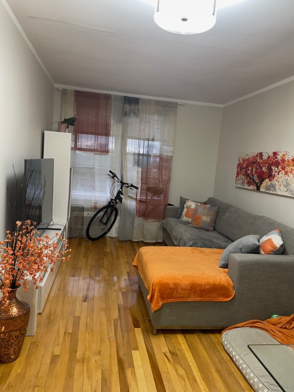 Foto principal - 2665 Homecrest Ave