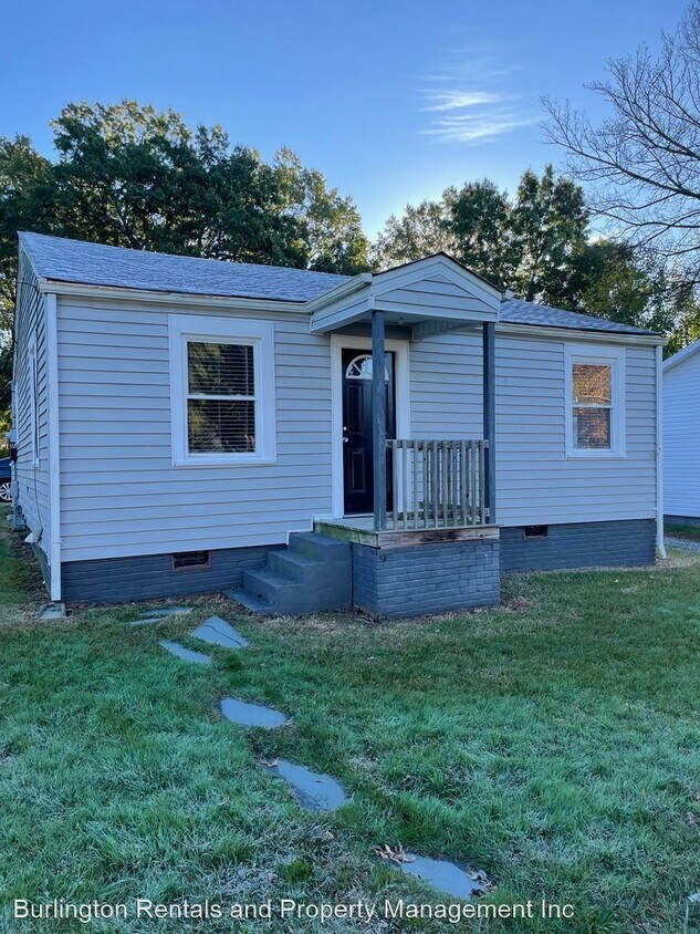 Primary Photo - 2 br, 1 bath House - 414 Hawthorne Lane