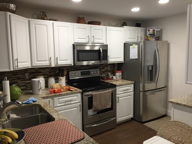 Building Photo - 4200 N Highway A1A