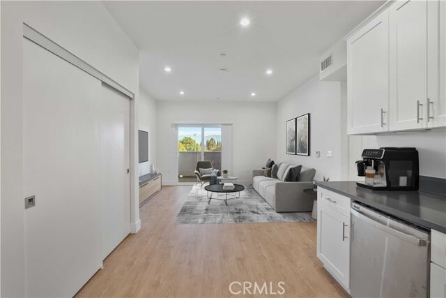 Foto del edificio - 8750 Sepulveda Blvd