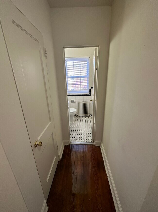 Foto del edificio - 102 Schuyler Rd
