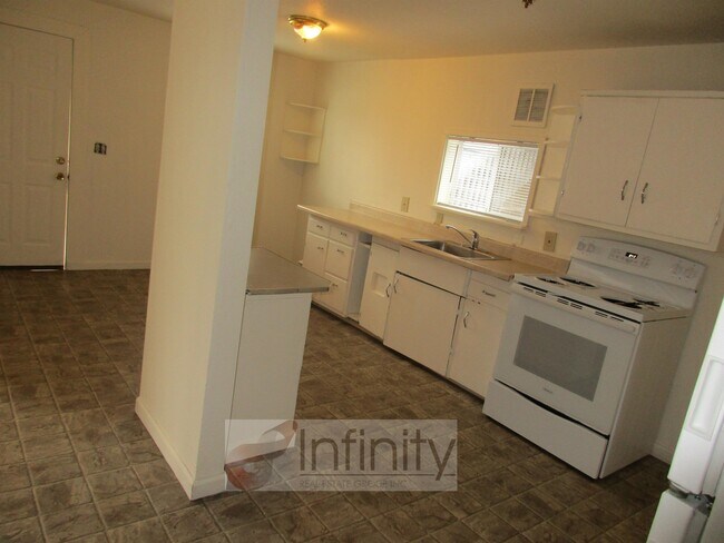Building Photo - 204 S Meridian St