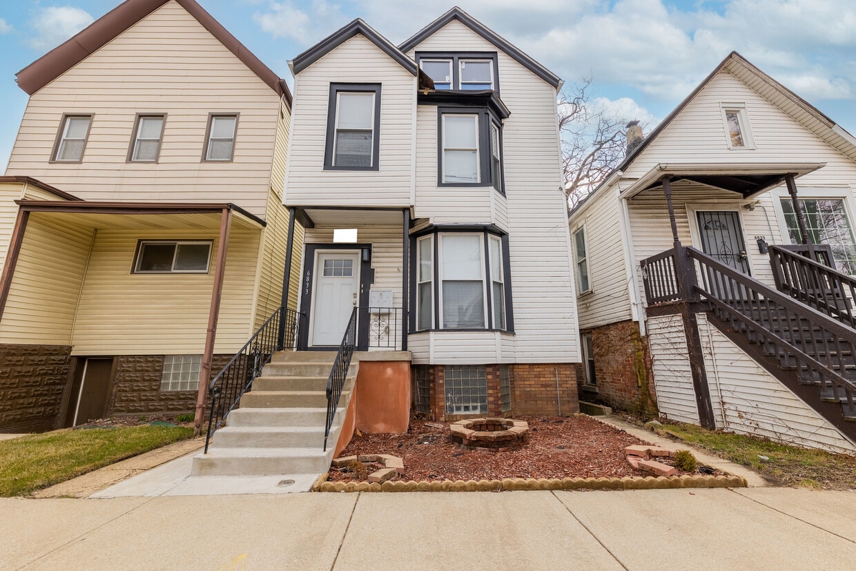 6833 S Champlain Ave Unit 1, Chicago, IL 60637 Condo for Rent in