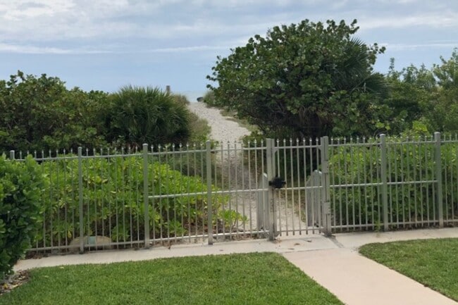 Building Photo - 177 Ocean Ln Dr