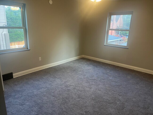 Cama 1 - 635 13th Ave