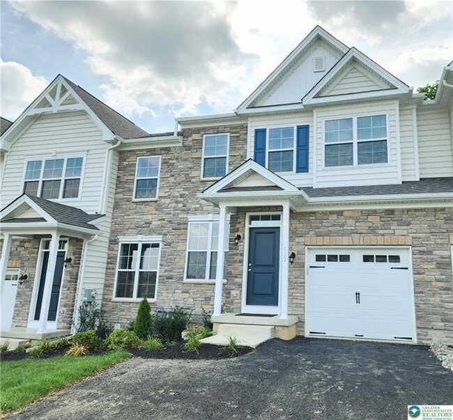 Building Photo - 422 Gray Feather Way