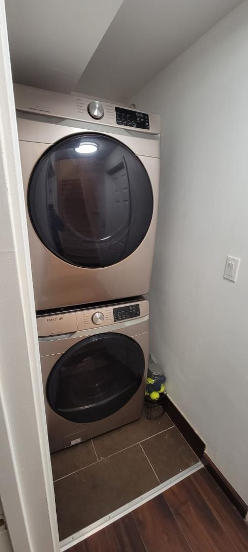 Foto del edificio - 7039 Claudia Hill Ln