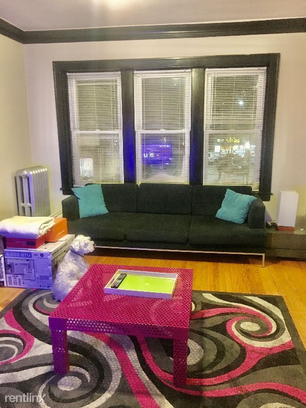 Building Photo - 4421 W Fullerton Ave