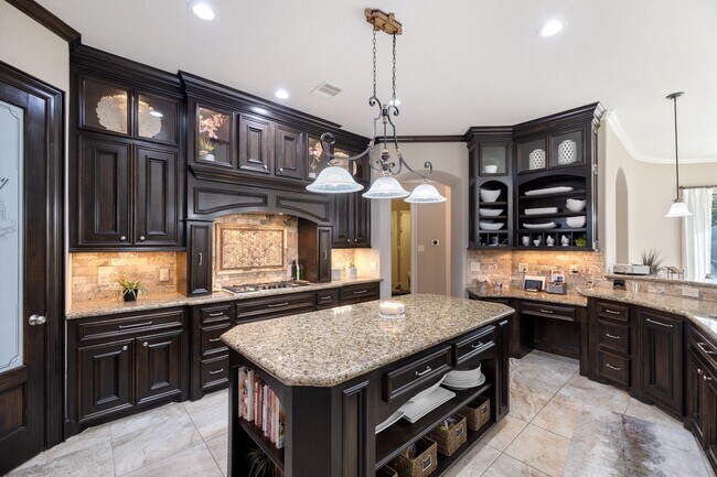 Foto del edificio - 21603 Christopher Lake Ct