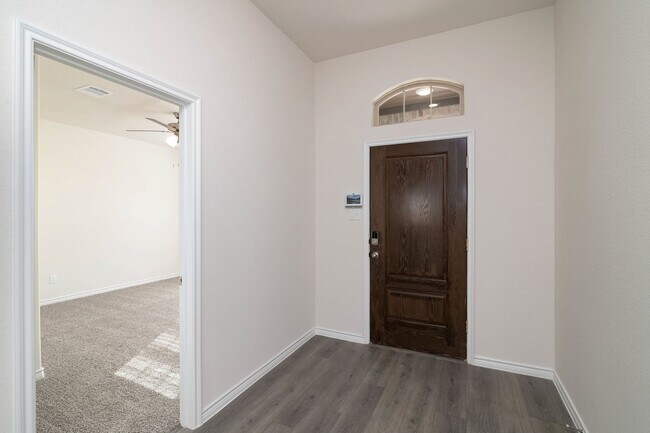 Foto del edificio - GORGEOUS 4 BEDROOM HOME LOCATED IN ANNA, TEXAS!