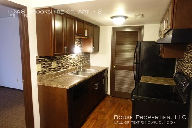 Building Photo - 1 bedroom in Belleville IL 62221