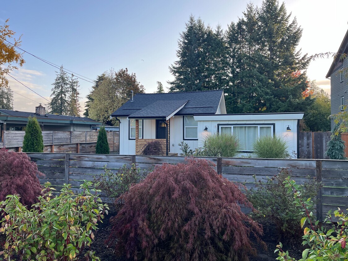 Foto principal - 1298 Beach Ave