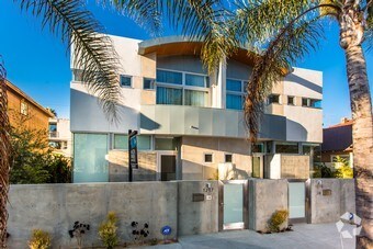 Primary Photo - 1217 CABRILLO Ave