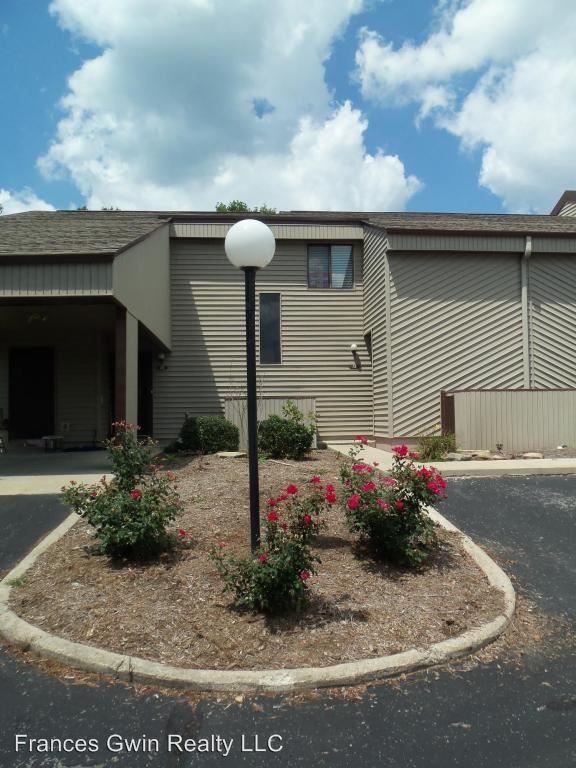 15 Lakeshore Ter, Crossville, TN 38558 House Rental in Crossville, TN